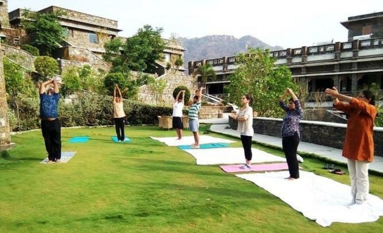 Ramada Udaipur Resort & Spa Eksteriør bilde